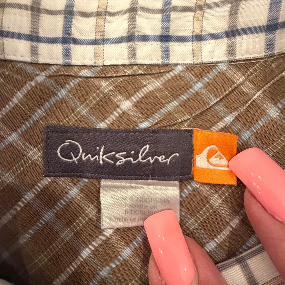 Quicksilver Men's Plaid White Blue & Tan, Sporty, Casual, California, Size Large - Picture 8 of 14